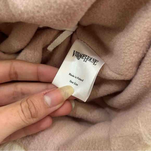 Village House Women’s Bajka Faux Fur Earflap Hat Made In Poland Pink One Size - Picture 8 of 8